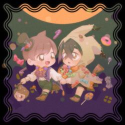 2boys black_border black_hair black_shorts black_socks border brown_eyes brown_footwear brown_hair chibi cosplay creatures_(company) crossed_bangs duskull florian_(pokemon) game_freak gen_3_pokemon gen_7_pokemon halloween halloween_costume hat holding_hands hood hood_up kieran_(pokemon) lantern long_sleeves male_focus mimikyu mimikyu_(cosplay) mini_hat mini_top_hat multiple_boys nintendo open_mouth orange_eyes pokemon pokemon_sv purple_hair shoes shorts socks top_hat x654123731526