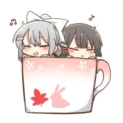 2girls :&gt; :d beamed_eighth_notes black_hair blush_stickers bow chibi closed_eyes closed_mouth cup eighth_note grey_hair hair_bow hair_ornament hairclip higuchi_kaede in_container in_cup mug multiple_girls musical_note nijisanji open_mouth ponytail rebecca_(keinelove) simple_background smile tsukino_mito virtual_youtuber white_background white_bow