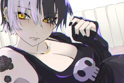 1girl absurdres alternate_costume alternate_hair_length alternate_hairstyle arm_tattoo black_hair black_nails black_tank_top breasts cleavage closed_mouth ear_piercing flower_tattoo grey_hair highres hololive hololive_english large_breasts looking_at_viewer monchihan multicolored_hair piercing shiori_novella short_hair skull_print solo split-color_hair tank_top tattoo two-tone_hair virtual_youtuber yellow_eyes