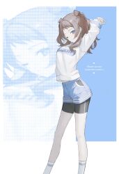 1girl arms_behind_head arms_up bike_shorts bike_shorts_under_shorts blue_eyes blue_shorts breasts brown_hair closed_mouth commentary double_bun gakuen_idolmaster hai_(haihki) hair_bun hanami_saki highres idolmaster long_hair looking_at_viewer medium_breasts one_eye_closed romaji_text short_shorts shorts simple_background socks solo stretching sweater symbol-only_commentary white_socks white_sweater zoom_layer