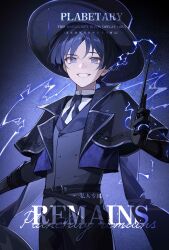 1boy absurdres alternate_costume belt black_background black_belt black_capelet black_gloves black_hat black_pants black_ribbon black_sleeves black_vest blue_background blue_hair blue_jacket blunt_ends buttons capelet chinese_commentary cowboy_shot cropped_jacket double-breasted electricity eyeshadow fengtu_ad genshin_impact gloves gradient_background grin hand_up hat highres holding holding_wand jacket lapels long_sleeves looking_at_viewer low_ponytail makeup male_focus mandarin_collar neck_ribbon notched_lapels open_clothes open_jacket pants parted_bangs patterned_clothing ponytail purple_eyes red_eyeshadow ribbon scaramouche_(genshin_impact) shirt short_hair smile solo top_hat vest wand watermark white_shirt wizard