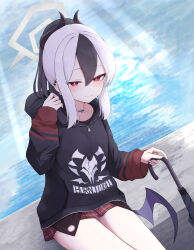 1girl absurdres black_hair black_hoodie black_horns blue_archive closed_mouth commentary_request demon_horns ear_piercing hair_between_eyes halo highres holding holding_umbrella hood hood_down hoodie horns kayoko_(blue_archive) long_sleeves looking_at_viewer miniskirt multicolored_hair piercing plaid_clothes plaid_skirt pleated_skirt ponytail red_eyes red_skirt shiroiurushi single_wing sitting skirt smile solo two-tone_hair umbrella wings