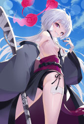 1girl absurdres ass black_panties blue_archive blue_sky breasts day grin highres looking_at_viewer moonface outdoors panties shuro_(blue_archive) side-tie_panties sideboob sky small_breasts smile underwear white_hair