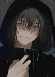 1boy absurdres black_hair black_jacket blue_eyes drawstring fate/grand_order fate_(series) hair_between_eyes highres hood hood_up hooded_jacket jacket long_sleeves male_focus oberon_(fate) oberon_(moody_summer_oberon)_(fate) portrait rain romo827 shaded_face shirt smile solo