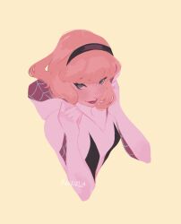 1girl artist_name black_bodysuit black_hairband blonde_hair blue_eyes bodysuit breasts closed_mouth gwen_stacy hairband hands_up highres hood hooded_bodysuit lips looking_at_viewer marvel medium_breasts multicolored_bodysuit pauline_(punziella) purple_bodysuit purple_lips short_hair simple_background smile solo spider-gwen spider-man_(series) spider_web_print superhero_costume upper_body white_bodysuit yellow_background