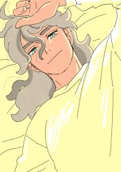 1boy arm_up arven_(pokemon) bed brown_hair closed_mouth commentary_request crew_neck enu_atsnc eyelashes fingernails green_eyes hair_between_eyes highres long_hair long_sleeves lying male_focus multicolored_hair nintendo on_back on_bed pokemon pokemon_sv shirt smile solo upper_body yellow_theme