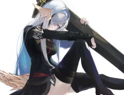 aqa au_ra black_boots black_coat black_hair black_nails boots breasts coat dark_knight_(final_fantasy) dragon_girl dragon_horns dragon_tail final_fantasy final_fantasy_xiv from_side greatsword grey_hair hair_over_one_eye highres holding horns long_hair multicolored_hair red_eyes sitting streaked_hair sword tail thigh_boots warrior_of_light_(ff14) weapon