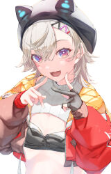 1girl absurdres animal_hat beret black_gloves black_hat breasts cat_hat crop_top cropped_jacket facial_mark gloves gradient_eyes hair_between_eyes hair_ornament hairpin hat highres jacket komori_met looking_at_viewer medium_hair multicolored_eyes multicolored_jacket multiple_hairpins oa_(or_12o) open_mouth partially_fingerless_gloves quilted_jacket simple_background single_glove small_breasts solo swept_bangs two-tone_jacket upper_body virtual_youtuber vspo! white_background