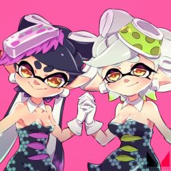 +_+ 2girls artist_logo black_dress black_hair black_jumpsuit breasts brown_eyes callie_(splatoon) chichi_band cleavage closed_mouth collar commentary cousins detached_collar dress earrings food food_on_head gloves gradient_hair green_hair grey_hair jewelry jumpsuit logo long_hair looking_at_viewer marie_(splatoon) medium_breasts mole mole_under_eye multicolored_hair multiple_girls nintendo object_on_head pink_background pointy_ears purple_hair short_dress short_hair small_breasts smile splatoon_(series) splatoon_1 standing strapless strapless_dress sushi tentacle_hair white_collar white_gloves