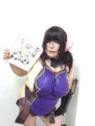 Rule 34 | 1girl, black hair, breasts, cattleya (queen&#039;s blade), cattleya (queen&#039;s blade) (cosplay), cosplay, fat, glasses, huge breasts, kjmvideo, luu (cosplayer), photo (medium), queen&#039;s blade
