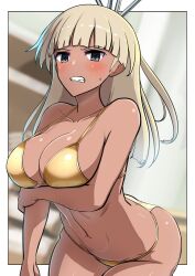 1girl alice_gear_aegis araime_yasuri arm_under_breasts ass bare_shoulders belly bikini blonde_hair blunt_bangs blurry blurry_background blush border breasts butt_crack cleavage clenched_teeth collarbone commentary_request dark_skin gold_bikini grey_eyes highres koyubikiri large_breasts long_hair looking_down navel outside_border parted_lips solo stomach sweatdrop swimsuit tan teeth upper_body white_border