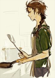 1boy apron braid brown_apron brown_hair chinese_commentary closed_mouth commentary_request cowboy_shot from_side frying_pan green_shirt grey_pants harada_minoru highres holding holding_frying_pan holding_spatula male_focus pants saibou_shinkyoku shirt short_sleeves side_braid sketch smile solo spatula yuyue_liugou_de_chi_ze