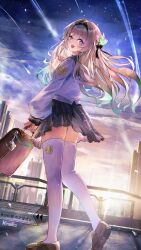 1girl absurdres aqua_hair bag black_hairband black_sailor_collar black_shoes black_skirt firefly_(honkai:_star_rail) firefly_(spring_missive)_(honkai:_star_rail) from_behind full_body gradient_hair grey_hair hair_ornament hairband highres holding holding_bag honkai:_star_rail honkai_(series) loafers long_hair long_sleeves looking_at_viewer looking_back minamo_(edosei_edo) multicolored_hair open_mouth sailor_collar school_bag school_uniform shirt shoes skirt smile solo standing teeth thighhighs upper_teeth_only white_shirt white_thighhighs zettai_ryouiki