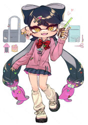 1girl bag black_hair black_skirt blush bow bow-shaped_hair bowtie bubble_tea callie_(splatoon) cardigan cellphone collared_shirt commentary_request contrapposto coula_cat cracked_screen cross-shaped_pupils cube_hair_ornament cup dot_nose drinking_straw earrings eyebrows_hidden_by_hair fangs fingernails floating_hair full_body grin hair_ornament hairclip heart highres holding holding_cup jewelry kneehighs long_fingernails long_hair looking_at_viewer loose_socks low-tied_long_hair miniskirt mole mole_under_eye multicolored_hair multiple_earrings nintendo notebook partially_unbuttoned pen phone pink_cardigan pink_hair plaid_clothes plaid_skirt platform_shoes pointy_ears red_bow red_bowtie school_uniform scissors shirt shoes shoulder_bag skirt sleeves_past_wrists smartphone smile socks solo splatoon_(series) standing standing_on_one_leg swept_bangs symbol-shaped_pupils tea tentacle_hair thick_eyebrows twitter_username two-tone_hair very_long_hair white_background white_shirt white_shoes x_hair_ornament yellow_eyes yellow_nails