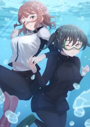2girls air_bubble black_hair bodysuit breasts bubble covered_erect_nipples curled_fingers diving diving_mask diving_suit flippers freediving goggles green_eyes highres holding_breath holding_hands love_live! love_live!_nijigasaki_high_school_idol_club medium_breasts multiple_girls navel pink_hair puffy_cheeks pukonuu rash_guard short_hair skin_tight submerged takasaki_yu uehara_ayumu underwater wetsuit zipper_pull_tab