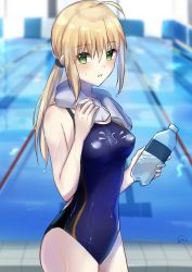 1girl :o ahoge artoria_pendragon_(fate) blonde_hair bottle competition_swimsuit fate_(series) green_eyes hair_between_eyes highres indoors long_hair looking_to_the_side official_alternate_costume one-piece_swimsuit pale_skin ponytail pool saber_(fate) saber_(summer_battle_clothes)_(fate) sidelocks sii_artatm solo swimsuit towel water_bottle wet