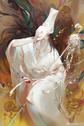1boy bai_wuxiang brown_hair chinese_clothes chinese_commentary closed_mouth conical_hat cowboy_shot gohei green_eyes hanfu highres holding holding_gohei holding_mask long_hair long_sleeves looking_at_viewer male_focus mask skeleton smile solo tianguan_cifu watermark weibo_watermark white_hanfu wide_sleeves yueyuexiuxingzhong