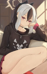 1girl black_choker black_hair black_hoodie black_horns blue_archive bright_pupils choker clisapex collarbone demon_horns earclip grey_halo hair_between_eyes halo highres hood hood_down hoodie horns kayoko_(blue_archive) long_sleeves looking_at_viewer miniskirt mole mole_on_collarbone multicolored_hair pleated_skirt red_eyes red_skirt skirt solo thighs two-tone_hair white_hair