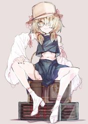 amphibian_eyes bare_shoulders black_nails blonde_hair bow box grey_background hat high_heels horizontal_pupils leg_ribbon long_sleeves medium_hair midriff moriya_suwako nail_polish navel on_box red_ribbon ribbon shoes sidelocks sitting sitting_on_box skirt smile solo string touhou treasure_chest tsuru_(nekopanchi) vest wide_sleeves yellow_eyes