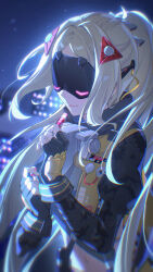1girl black_gloves black_shrug blonde_hair camouflage camouflage_jacket chinese_commentary closed_mouth commentary_request cosmetics eye_mask facing_ahead fingerless_gloves gloves hair_ornament highres holding holding_lipstick_tube jacket lipstick_tube long_hair navel night night_sky outdoors shrug_(clothing) sky smile so_zei_tama_tama solo stomach tactical_clothes trigger_(zenless_zone_zero) upper_body very_long_hair zenless_zone_zero