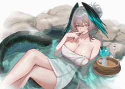 1girl absurdres aqua_eyes aqua_feathers aqua_nails aqua_wings arknights black_feathers black_wings blush breasts cleavage collarbone commentary crossed_legs english_commentary feathered_wings feathers finger_to_mouth grey_hair hair_between_eyes hand_up head_wings highres ho&#039;olheyak_(arknights) in_water large_breasts legs licking_own_finger looking_at_viewer naked_towel parted_lips short_hair sitting smile snake_girl snake_tail solo tail tongue tongue_out towel two-tone_feathers two-tone_wings uof very_long_tail water wings