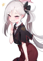 Rule 34 | 1girl, absurdres, black flower, black scrunchie, black shirt, blue archive, blush, flower, grey hair, grin, hair flower, hair ornament, hair scrunchie, halo, highres, long hair, looking at viewer, mutsuki (blue archive), pink eyes, pointy ears, purple eyes, red halo, red skirt, scrunchie, shirt, short sleeves, side ponytail, simple background, skirt, smile, solo, somray, white background, white hair