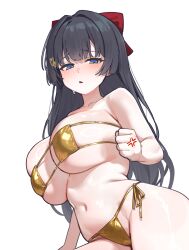 1girl absurdres alternate_costume anger_vein bikini black_hair blush bow breasts clenched_hand collarbone commentary covered_erect_nipples eyepatch_bikini gold_bikini hair_bow highres huge_breasts long_hair looking_at_viewer red_bow sangobob shirayuki_hina side-tie_bikini_bottom simple_background solo stellive string_bikini swimsuit very_long_hair virtual_youtuber white_background