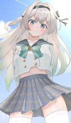 1girl belly black_hairband black_ribbon blue_sky blush bow bowtie buttons closed_mouth cloud cloudy_sky collared_shirt double-breasted firefly_(honkai:_star_rail) firefly_(spring_missive)_(honkai:_star_rail) green_bow green_bowtie green_pupils grey_hair grey_sailor_collar grey_skirt hair_between_eyes hair_intakes hair_ornament hair_ribbon hair_tubes hairband highres honkai:_star_rail honkai_(series) koenage_kaoru long_hair multicolored_eyes navel plaid_bow plaid_bowtie plaid_clothes pleated_skirt ribbon sailor_collar shirt skirt sky smile solo thighhighs two-tone_eyes white_shirt white_thighhighs