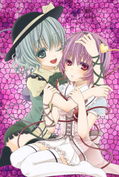 2girls adapted_costume alternate_costume arm_grab bow colored_eyelashes female_focus green_eyes grey_hair hairband hand_on_head hat heart hug komeiji_koishi komeiji_satori mosaic_background multiple_girls nia nia_(littlestars) one_eye_closed pink_eyes pink_hair puffy_sleeves ribbon short_hair short_sleeves siblings sisters sitting skirt string thighhighs touhou wink zettai_ryouiki