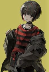1boy belt black_belt black_collar black_hair black_pants brown_eyes chain chain_necklace collar commentary grey_eyes grey_jacket hair_ornament hairclip hashtag-only_commentary heterochromia highres jacket jewelry looking_at_viewer male_focus mashiro_meme mashiro_meme_(3rd_costume) multicolored_hair necklace nijisanji nnvvll8 open_clothes open_jacket pants parted_lips red_hair shirt short_hair simple_background solo streaked_hair striped_clothes striped_shirt two-tone_hair virtual_youtuber yellow_background