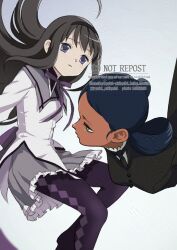 2girls adversarial_noise akemi_homura artist_name bindi black_hair commentary_request crossover dark-skinned_female dark_skin double_bun facial_mark forehead_mark green_eyes grey_skirt gundam gundam_gquuuuuux hair_bun lalah_sune long_hair mahou_shoujo_madoka_magica multiple_girls pantyhose pixiv_id purple_eyes purple_pantyhose skirt twitter_username watermark yuki_(yuki3243)