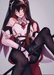 1boy alternate_costume cosplay crossdressing fishnets genshin_impact highres holding holding_weapon looking_at_viewer nun reddit rosaria_(genshin_impact) rosaria_(genshin_impact)_(cosplay) solo solo_focus veil weapon zhongli_(genshin_impact)