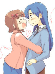 2girls amami_haruka blue_hair blue_shirt blush bow brown_hair closed_eyes hair_bow heart hug idolmaster idolmaster_(classic) kisaragi_chihaya long_hair long_sleeves looking_at_another multiple_girls open_mouth pink_shirt red_bow shirt short_hair simple_background smile standing sweatdrop tsubobot white_background yuri