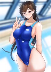 1girl arm_behind_back blue_one-piece_swimsuit breasts brown_eyes brown_hair competition_swimsuit covered_navel highleg highleg_one-piece_swimsuit indoors large_breasts long_hair nobita_(nbnobita) one-piece_swimsuit original pool rei_no_pool solo swimsuit two-tone_swimsuit v