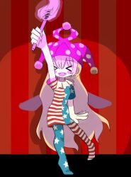 &gt;_&lt; 1girl :d american_flag american_flag_dress american_flag_legwear blonde_hair cili_(cookie) closed_eyes clownpiece commentary_request cookie_(touhou) dress fairy_wings full_body hat highres holding holding_torch jester_cap long_hair neck_ruff no_shoes open_mouth pantyhose polka_dot_hat polka_dot_headwear pro55h purple_wings smile solo standing star_(symbol) star_print striped_clothes striped_dress striped_pantyhose torch touhou very_long_hair wings xd