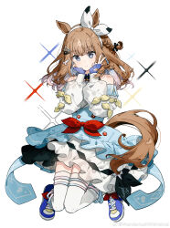 1girl absurdres almond_eye_(umamusume) animal_ears bare_shoulders blue_eyes blue_gloves blue_shoes blue_skirt bow braid brown_hair chinese_commentary closed_mouth colored_inner_hair commentary_request detached_sleeves fingerless_gloves full_body gloves hair_between_eyes hair_ornament hairband hairclip hands_up highres horse_ears horse_girl long_hair long_sleeves looking_at_viewer migolu multicolored_hair puffy_long_sleeves puffy_sleeves red_bow ribbon shoes skirt smile sneakers solo sparkle thighhighs twitter_username two-tone_hair umamusume v white_background white_thighhighs