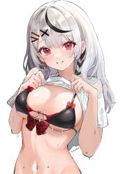 1girl bikini black_bikini black_hair breasts clothes_lift double_bikini ear_piercing grey_hair hair_ornament hairclip highres hololive large_breasts long_hair looking_at_viewer multicolored_hair official_alternate_hairstyle piercing red_bikini red_eyes sakamata_chloe straight_hair streaked_hair swimsuit virtual_youtuber wet wet_clothes x_hair_ornament y_uunaa