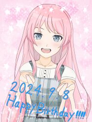 1girl bang_dream! bang_dream!_it&#039;s_mygo!!!!! belt belt_buckle buckle chihaya_anon collarbone commentary_request dated double_gyaru_v dress fang foreshortening grey_belt grey_dress grey_eyes gyaru_v happy_birthday highres hisagi_syumi jewelry long_hair necklace open_mouth pinafore_dress pink_hair plaid_clothes plaid_dress shirt sleeveless sleeveless_dress solo teeth upper_body upper_teeth_only v white_shirt