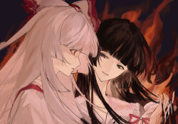 2girls black_eyes black_hair blunt_bangs bow chinese_commentary commentary_request fire fujiwara_no_mokou hair_bow hand_up highres houraisan_kaguya krita_(jiu23853) long_hair multiple_girls red_eyes shirt smile touhou white_bow white_hair white_shirt wide-eyed
