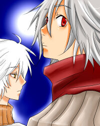 2boys armor assassin_cross_(ragnarok_online) blue_background brown_shirt closed_mouth commentary_request expressionless grey_hair hair_between_eyes hunter_(ragnarok_online) koma_mama long_bangs looking_at_viewer looking_back male_focus multiple_boys pauldrons ragnarok_online red_eyes red_scarf scarf shirt short_hair shoulder_armor turtleneck turtleneck_shirt upper_body white_hair yellow_eyes