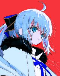1girl aesc_(fate) aesc_(savior)_(fate) black_bow blue_eyes bow fate/grand_order fate_(series) fur_trim hair_between_eyes hair_bow long_hair morgan_le_fay_(fate) ponytail solo spikes syst098 white_hair