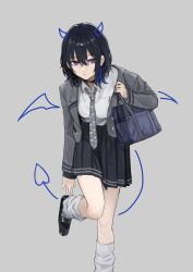 1girl absurdres adjusting_sock bag black_hair black_shoes black_skirt blazer blue_hair blue_horns collared_shirt demon_horns demon_tail grey_background grey_jacket grey_necktie hair_between_eyes highres holding_strap horns ichinose_uruha ichinose_uruha_(6th_costume) jacket leaning_forward leg_up long_sleeves loose_socks lupinus_virtual_games multicolored_hair necktie purple_eyes shirt shoes shoulder_bag simple_background skirt socks standing standing_on_one_leg streaked_hair suru_(seiya) tail virtual_youtuber vspo! white_shirt wings