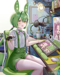 2girls black_gloves drawing_tablet gloves green_eyes green_hair highres long_hair looking_at_viewer monitor multiple_girls natsume_koji on_chair open_mouth partially_fingerless_gloves ponytail purple_hair sitting smile solo_focus stylus voiceroid voicevox yellow_eyes zundamon