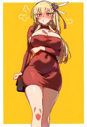 1girl alisa_reinford angry bag blonde_hair blush border breasts cleavage cleavage_cutout clothing_cutout commentary dongtan_dress dress earrings eiyuu_densetsu english_commentary feather_hair_ornament feathers hair_between_eyes hair_ornament handbag jewelry large_breasts long_hair looking_at_viewer meme_attire one_side_up red_eyes sen_no_kiseki sen_no_kiseki_(series) sen_no_kiseki_iii simple_background solo sweeetdonnut thighs two-tone_background white_border yellow_background