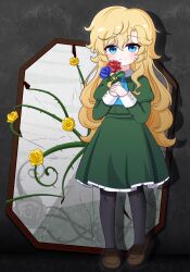 1girl absurdres black_thighhighs blonde_hair blue_eyes blue_flower blue_neckerchief blue_rose broken_mirror brown_shoes closed_mouth commentary_request dress flower full_body green_dress highres holding holding_flower ib_(kouri) long_hair looking_at_viewer mary_(ib) mirror neckerchief red_flower red_rose rose shadow shoes smile solo thighhighs tonghua_sakana yellow_flower yellow_rose