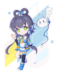 1girl asymmetrical_legwear bare_shoulders black_socks black_thighhighs blue_shoes chibi chinese_commentary closed_mouth detached_sleeves full_body green_eyes grey_hair hair_ornament hair_rings highres light_smile long_hair looking_at_viewer luo_tianyi luo_tianyi_v3 pleated_skirt pointzhu shoes short_hair_with_long_locks skirt smile socks solo standing standing_on_one_leg thighhighs tian_dian twintails uneven_legwear vocaloid vsinger_(vocaloid) white_shoes