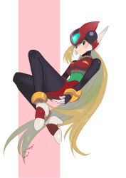 1girl absurdres android black_bodysuit black_eyes bliss_zero_(mega_man) blonde_hair bodysuit commentary_request crop_top forehead_jewel genderswap genderswap_(mtf) helmet highres long_hair looking_at_viewer mega_man_(series) mega_man_zero_(series) midnight_bliss pink_background red_skirt signature simple_background skirt solo sumomo svc_chaos white_background zero(z)_(mega_man) zero_(mega_man)