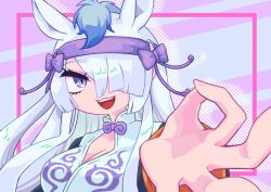 1girl :3 animal_ears blue_hair blue_sleeves bow bowtie cabbbag extra_ears gyokuryu_(kemono_friends) hair_bow hair_over_one_eye hairband horse_ears horse_girl kemono_friends long_hair long_sleeves multicolored_hair open_mouth orange_trim puffy_sleeves purple_bow purple_bowtie purple_eyes purple_hairband reaching reaching_towards_viewer shirt sidelocks slit_pupils smile solo white_hair white_shirt