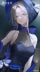 1girl absurdres bare_shoulders black_dress black_hat blue_bow blue_bowtie blue_eyes bonnet bow bowtie breasts bug cleavage copyright_name copyright_notice dress grey_hair grin hat highres indoors insect logo looking_at_viewer medium_breasts moth ms._grace_(reverse:1999) official_art official_wallpaper parted_bangs reverse:1999 see-through_cleavage see-through_clothes short_hair sleeveless sleeveless_dress smile solo upper_body