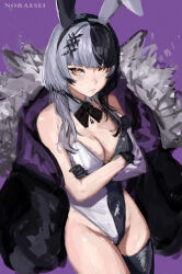 1girl animal_ears artist_name black_coat black_gloves black_hair black_leotard breasts cleavage closed_mouth coat commentary detached_collar fur-trimmed_coat fur_trim gloves grey_hair hair_ornament hashtag-only_commentary highleg highleg_leotard highres hololive hololive_english large_breasts leotard long_hair multicolored_hair multicolored_leotard noraesei playboy_bunny purple_background rabbit_ears shiori_novella simple_background single_thighhigh solo split-color_hair strapless strapless_leotard thighhighs two-tone_hair two-tone_leotard virtual_youtuber white_leotard yellow_eyes